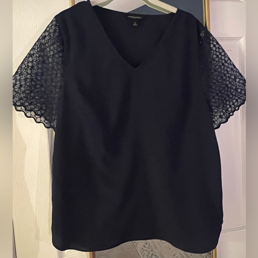 Banana Republic Factory Navy Blouse with gorgeous sleeves! Size M
